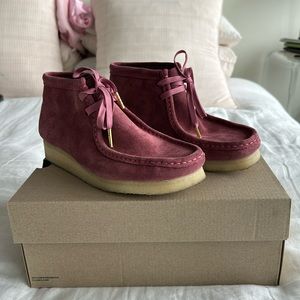 Clark’s Wallabee Boot Size 8